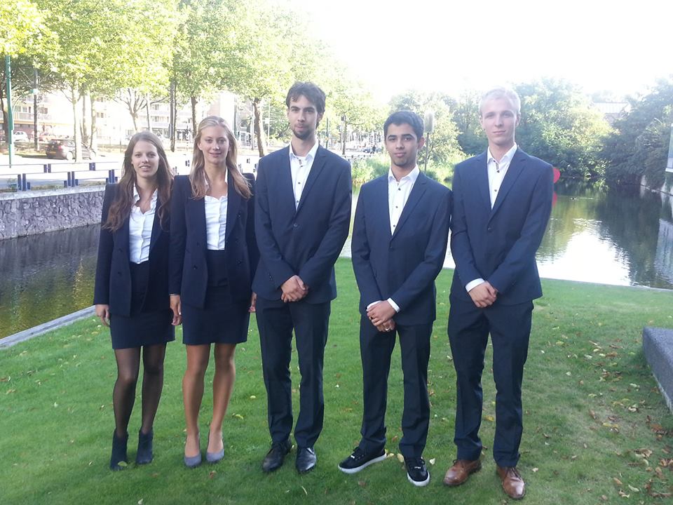 49ste_Bestuur_2013.jpg